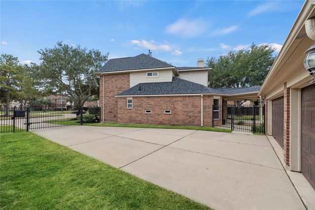 26606 Wildwood Court, Katy, TX 77494