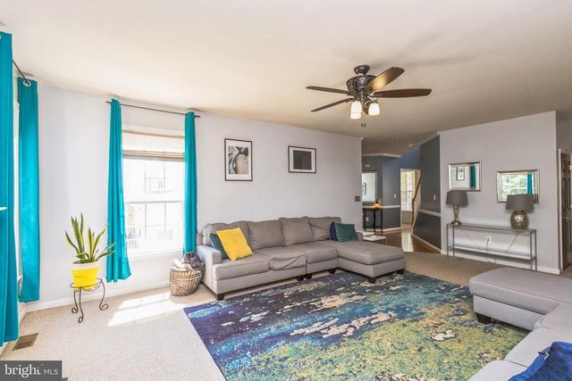10110 LEES CROSSING LN, Fredericksburg, VA 22408
