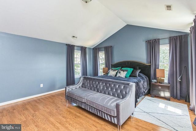 10110 LEES CROSSING LN, Fredericksburg, VA 22408