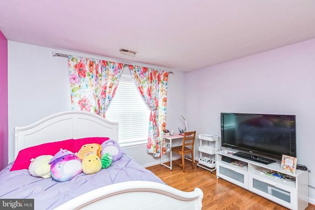 10110 LEES CROSSING LN, Fredericksburg, VA 22408
