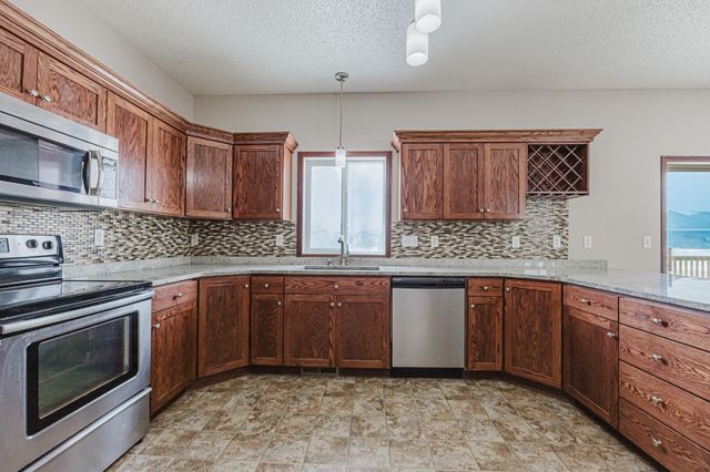 3698 N Sedona Court, West Fargo, ND 58078