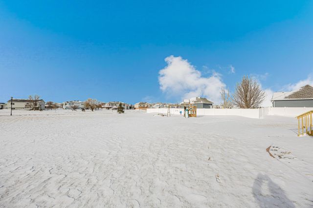 3698 N Sedona Court, West Fargo, ND 58078