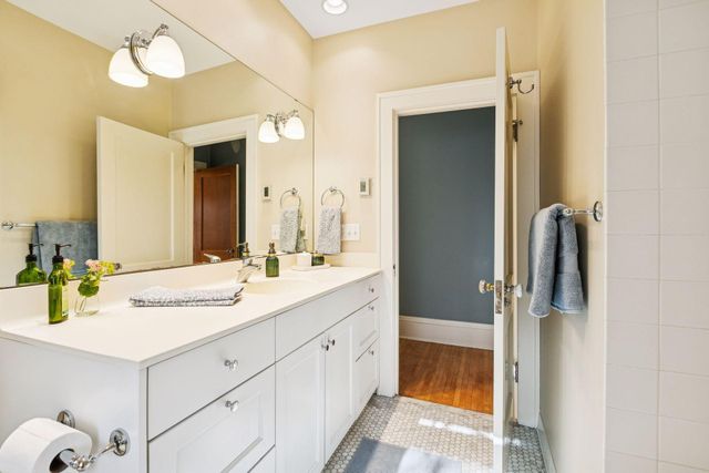 4201 Linden Hills Boulevard, Minneapolis, MN 55410