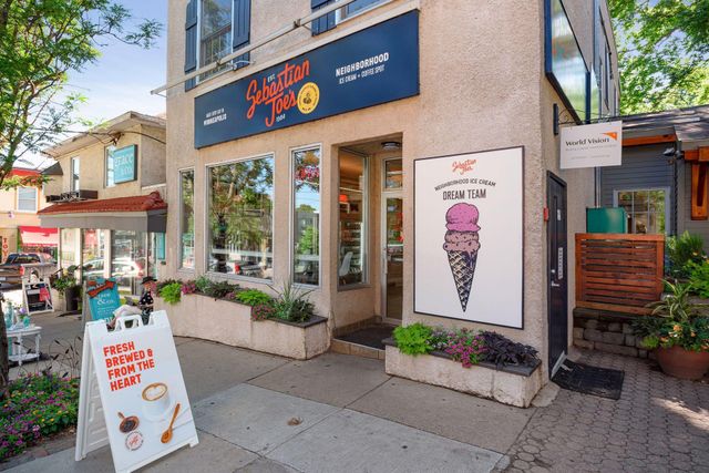 4201 Linden Hills Boulevard, Minneapolis, MN 55410