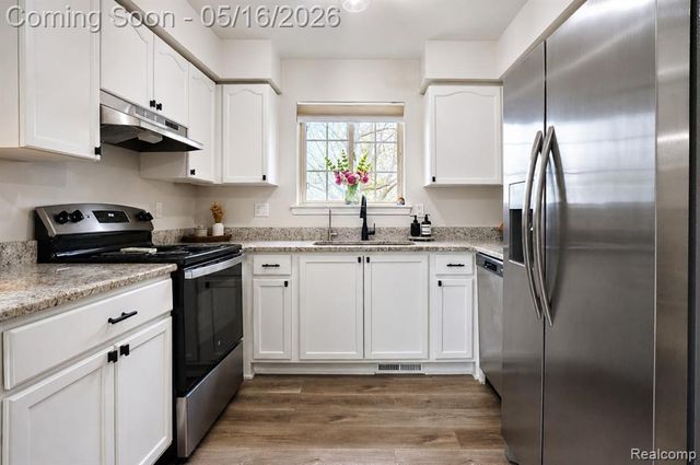 714 S Milford Road, Milford, MI 48381