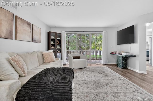 714 S Milford Road, Milford, MI 48381