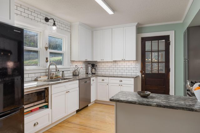 204 Woodrow Avenue, Chattanooga, TN 37415