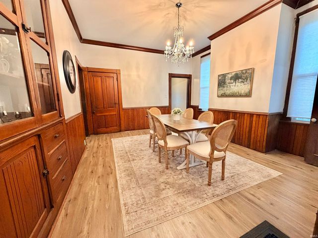 23 Washington Avenue, Evansville, IN 47713