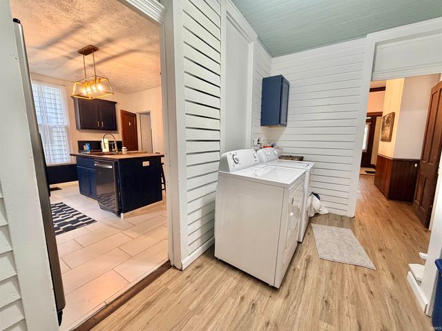 23 Washington Avenue, Evansville, IN 47713