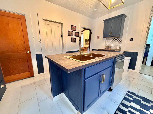 23 Washington Avenue, Evansville, IN 47713