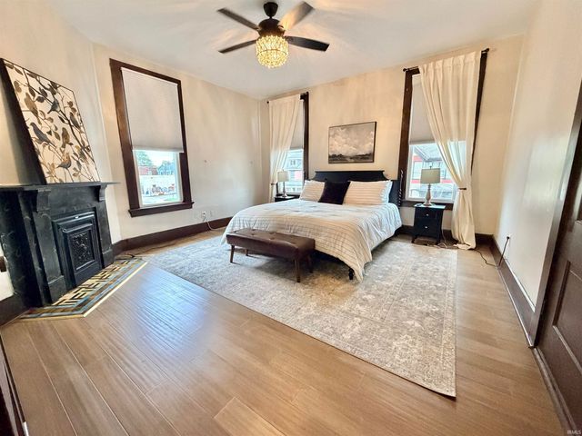 23 Washington Avenue, Evansville, IN 47713