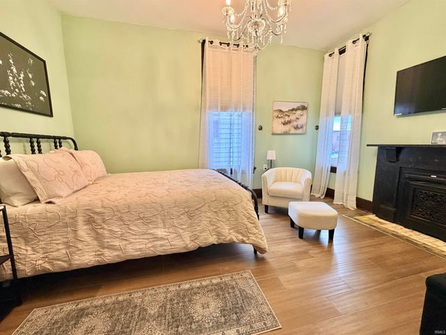 23 Washington Avenue, Evansville, IN 47713