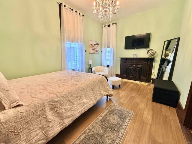 23 Washington Avenue, Evansville, IN 47713