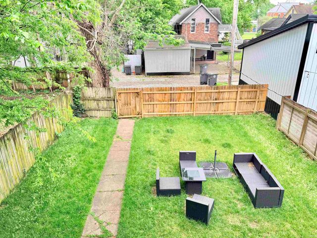 23 Washington Avenue, Evansville, IN 47713