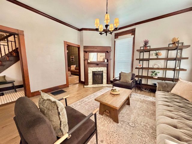 23 Washington Avenue, Evansville, IN 47713