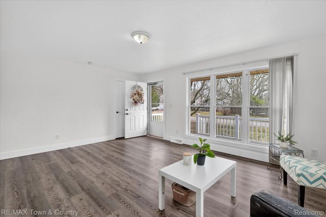 3384 Clement Street, Flint Charter Township, MI 48504