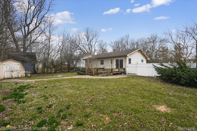 3384 Clement Street, Flint Charter Township, MI 48504