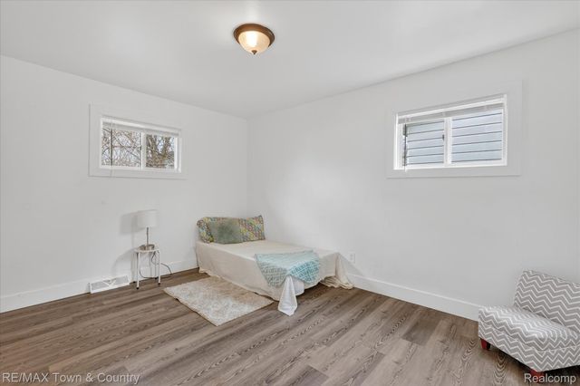 3384 Clement Street, Flint Charter Township, MI 48504