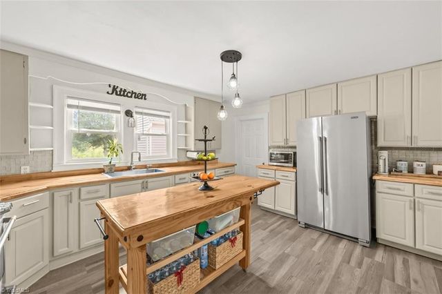 5874 Tom Hill Road, Archdale, NC 27263