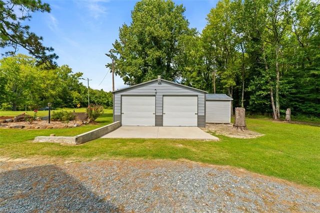 5874 Tom Hill Road, Archdale, NC 27263