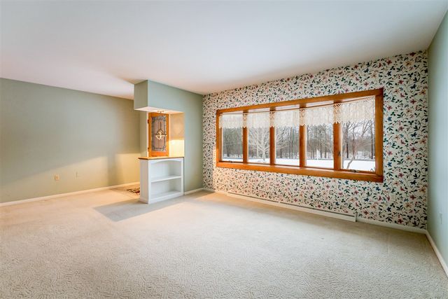 6839 Dexter Ann Arbor Road, Dexter, MI 48130