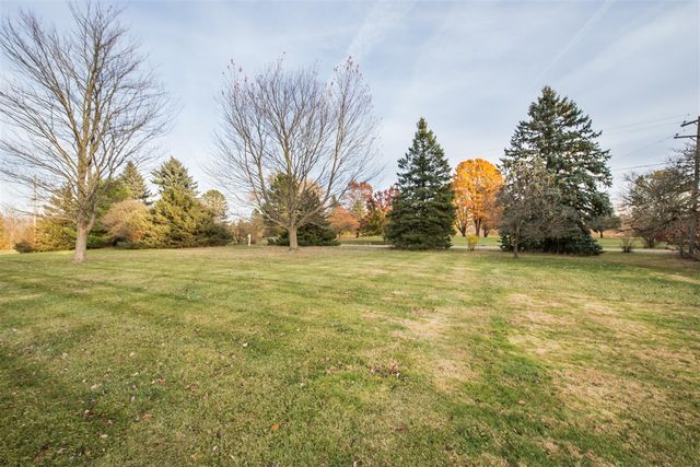 6839 Dexter Ann Arbor Road, Dexter, MI 48130