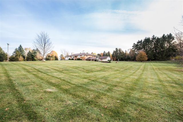 6839 Dexter Ann Arbor Road, Dexter, MI 48130