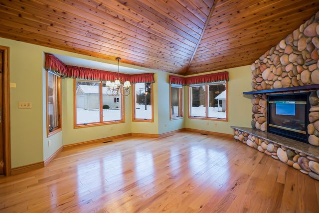 6839 Dexter Ann Arbor Road, Dexter, MI 48130