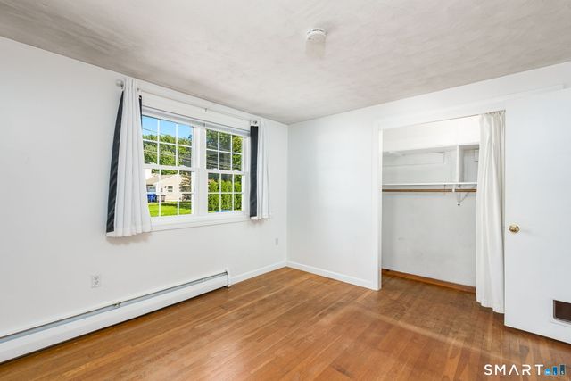 10 Ann Street, Enfield, CT 06082