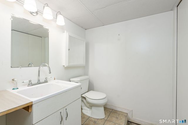 10 Ann Street, Enfield, CT 06082