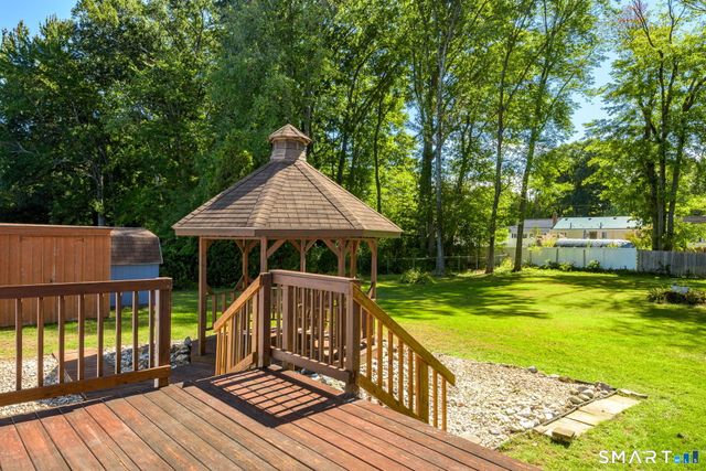 10 Ann Street, Enfield, CT 06082