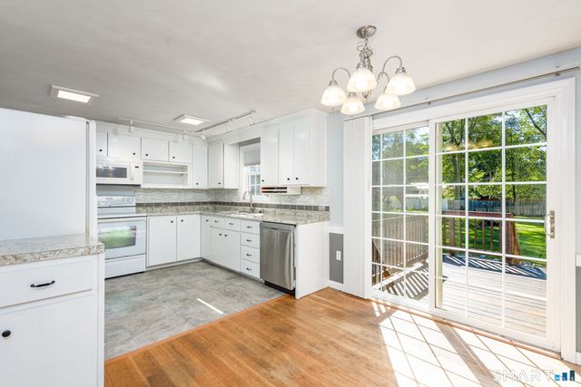 10 Ann Street, Enfield, CT 06082