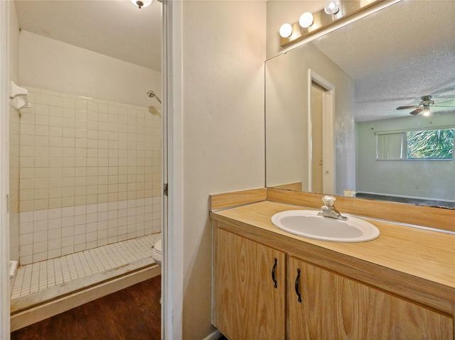 2470 OAK PARK WAY 208, Orlando, FL 32822