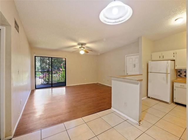 2470 OAK PARK WAY 208, Orlando, FL 32822
