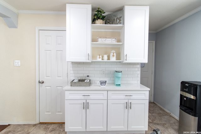 11906 Meadow, San Antonio, TX 78254