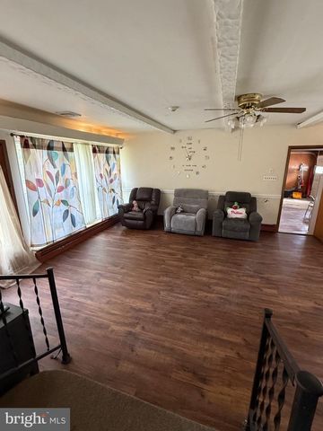 275 GREENTREE ROAD, Sewell, NJ 08080