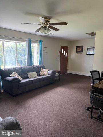 275 GREENTREE ROAD, Sewell, NJ 08080