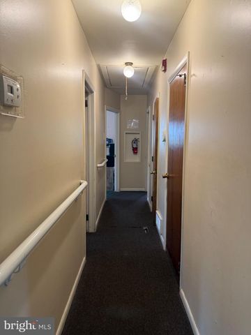275 GREENTREE ROAD, Sewell, NJ 08080