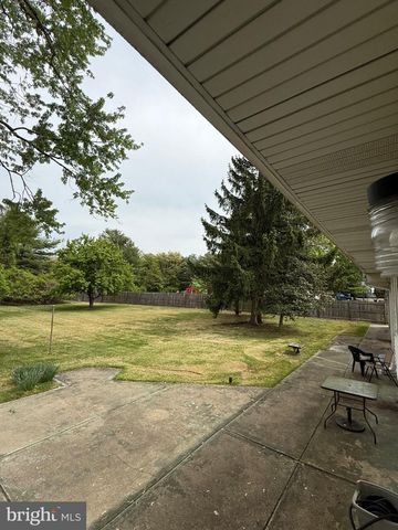 275 GREENTREE ROAD, Sewell, NJ 08080