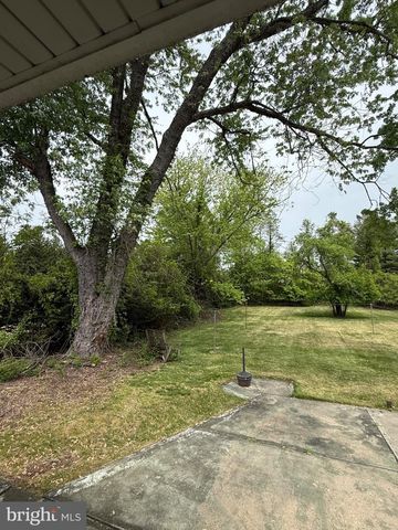 275 GREENTREE ROAD, Sewell, NJ 08080
