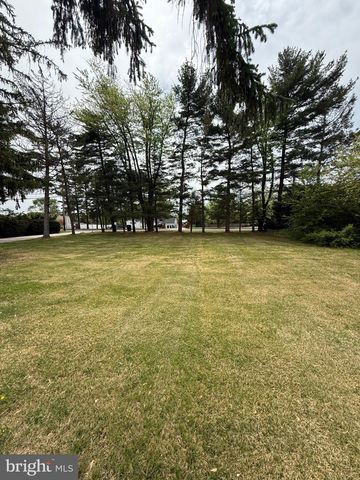 275 GREENTREE ROAD, Sewell, NJ 08080