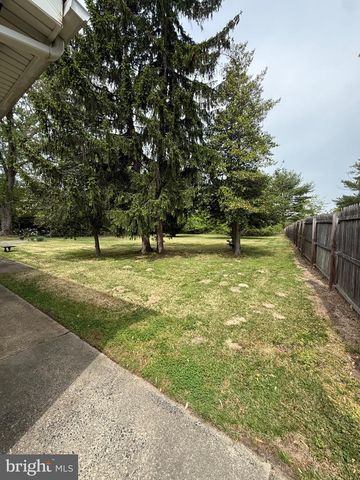 275 GREENTREE ROAD, Sewell, NJ 08080