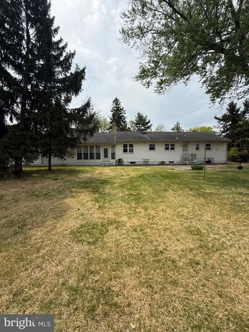 275 GREENTREE ROAD, Sewell, NJ 08080