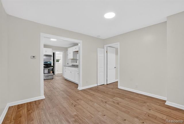 4910 Hughes Road, Lansing, MI 48910