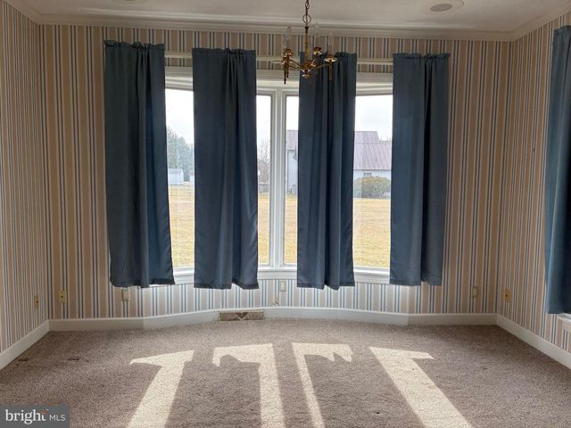 201 HOPE MOUNTAIN DR, Moorefield, WV 26836