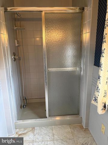 201 HOPE MOUNTAIN DR, Moorefield, WV 26836