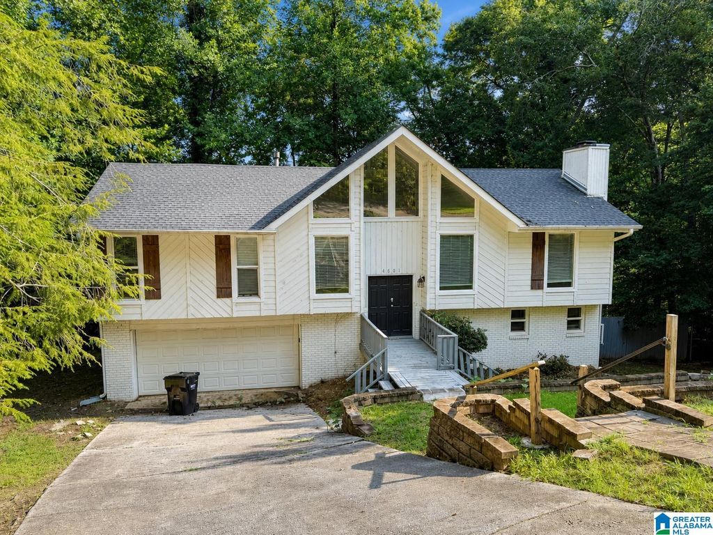 4601 SYLVANER LANE, Hoover, AL 35244