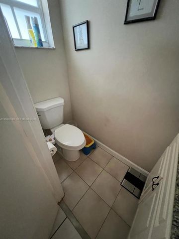 7983 NW 35th Ct 6, Coral Springs, FL 33065