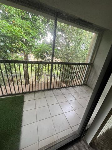 7983 NW 35th Ct 6, Coral Springs, FL 33065