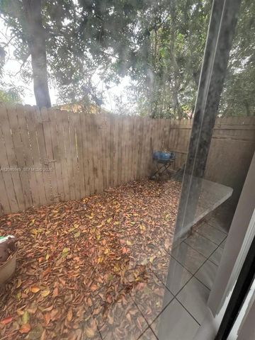 7983 NW 35th Ct 6, Coral Springs, FL 33065